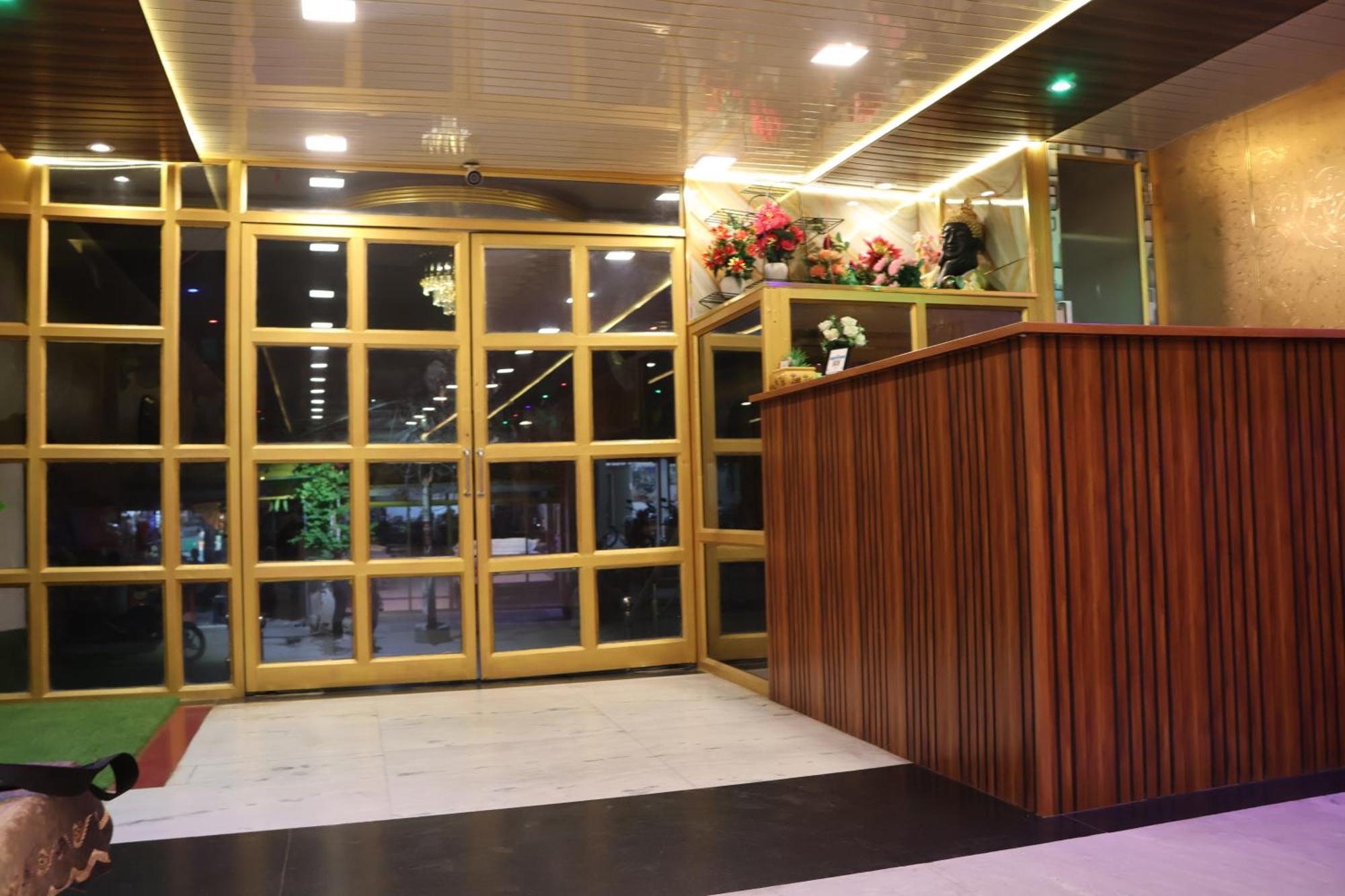 Hotel Maharaja Palace Bhāgalpur Extérieur photo